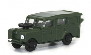 Land Rover largo militar.