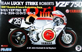 Yamaha YZF 750 Team Lucky Strike Roberts 1987, escala 1/12.