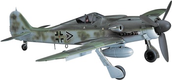 Focke Wulf Fw190D-9. Kit de plástico escala 1/32.