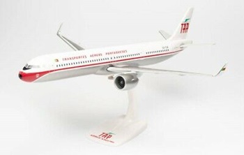 TAP Air Portugal Airbus 321neo, escala 1/100 SNAP FIT.