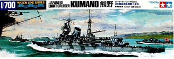 KUMANO Japanese light cruiser. Kit de plástico escala 1/700.