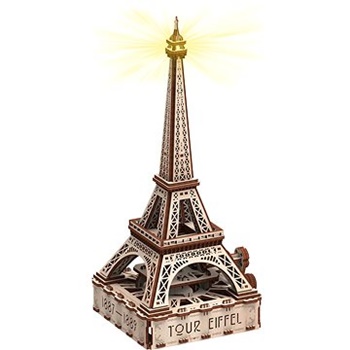 Torre Eiffel con luz.