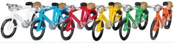 Bicicletas diferentes colores.