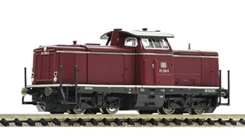 Locomotora diésel 211 236 de los Ferrocarriles Federales Alemanes