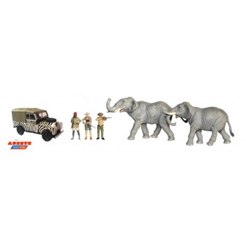 Safari de caza: land Rover, cazadores y elefantes.