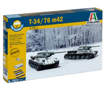 T-34/76 m42, 2 modelos. Escala 1/72.