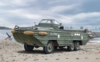 DUKW amphiboius version, escala 1/72.