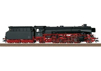 Locomotora de vapor DB clase 042, época IV.