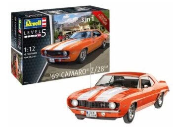 1969 Camaro Z28. Kit de plástico escala 1/12.