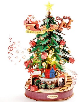 MUSIC DREAMER Christmas Melody tree.