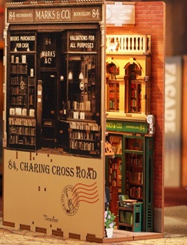 84 Charing Cross Road 3D PUZZLE.