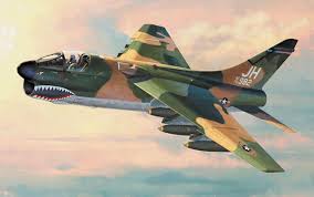A-7D CORSAIR II Vietnam Scheme, escala 1/48.