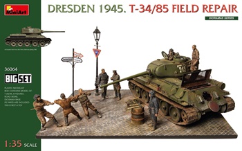 Dresden 1945 T-34/85 Field repair