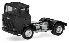 Scania 111 ZM negro.