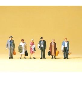 Personajes con maletas.