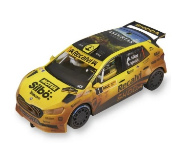 Skoda Fabia WRC2 Cohete Suárez efecto barro.