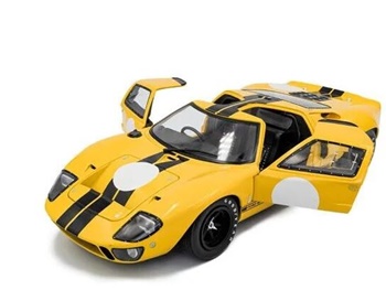 Ford GT40 MK1, color amarillo.