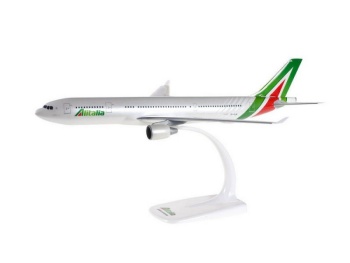 Alitalia A330-200 SNAP-FIT. Escala 1/200.