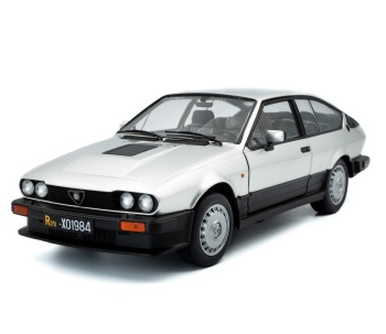 Alfa Romeo GTV6.