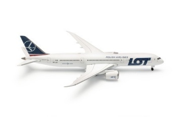 LOT Polish Airlines Boeing 787-9 Dreamliner.