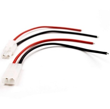 Conector M-H con cable.