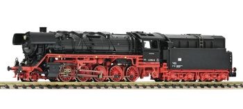 Locomotora de vapor de tren de carga pesada clase 44 0104-8 de la Deut