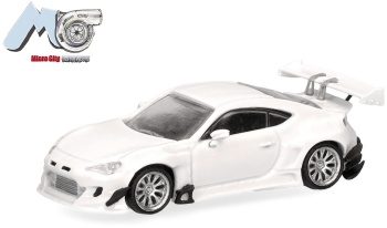 Toyota GT86 color blanco.