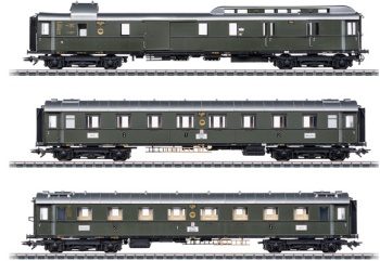 Set de coches pasajeros y furgón de equipajes DRG, época II.