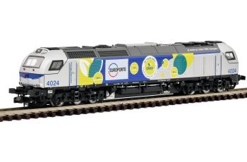 Locomotora diésel Vossloh Euro4000 con diseño Europorte Oleo 100