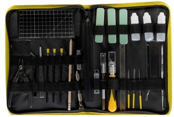 Set de herramientas especiales para modelismo.
