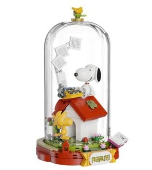 SNOOPY: Casa roja.