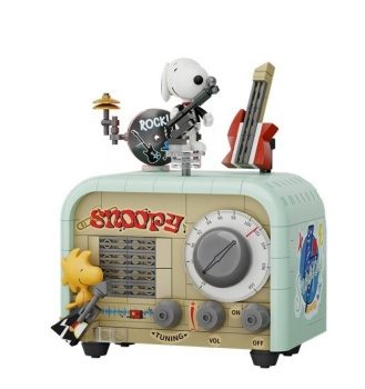 SNOOPY: Radio.
