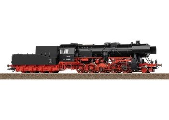 Locomotora de vapor clase 52 DB, época III.