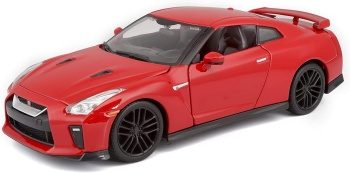 2017 Nissan GT-R.