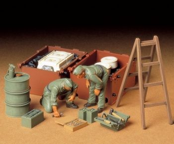 German tank engine maintence crew set, escala 1/35.