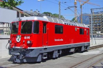 Locomotora eléctrica RhB Ge 4/4 II 614 Schiers, época VI.