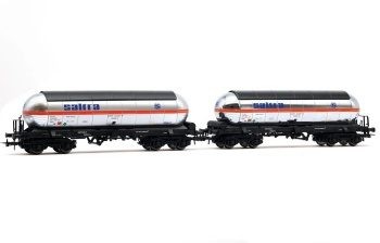 Set 2 cisternas RENFE SALTRA dióxido de carbono plata, época IV.