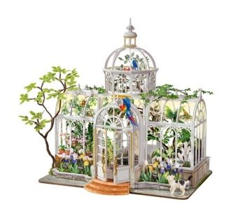 DIY Miniature House: Oxygen Oasis.